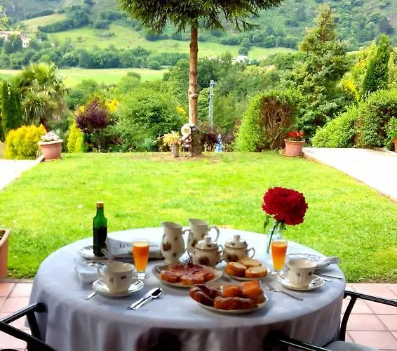 Hotel Rural El Otero 3*